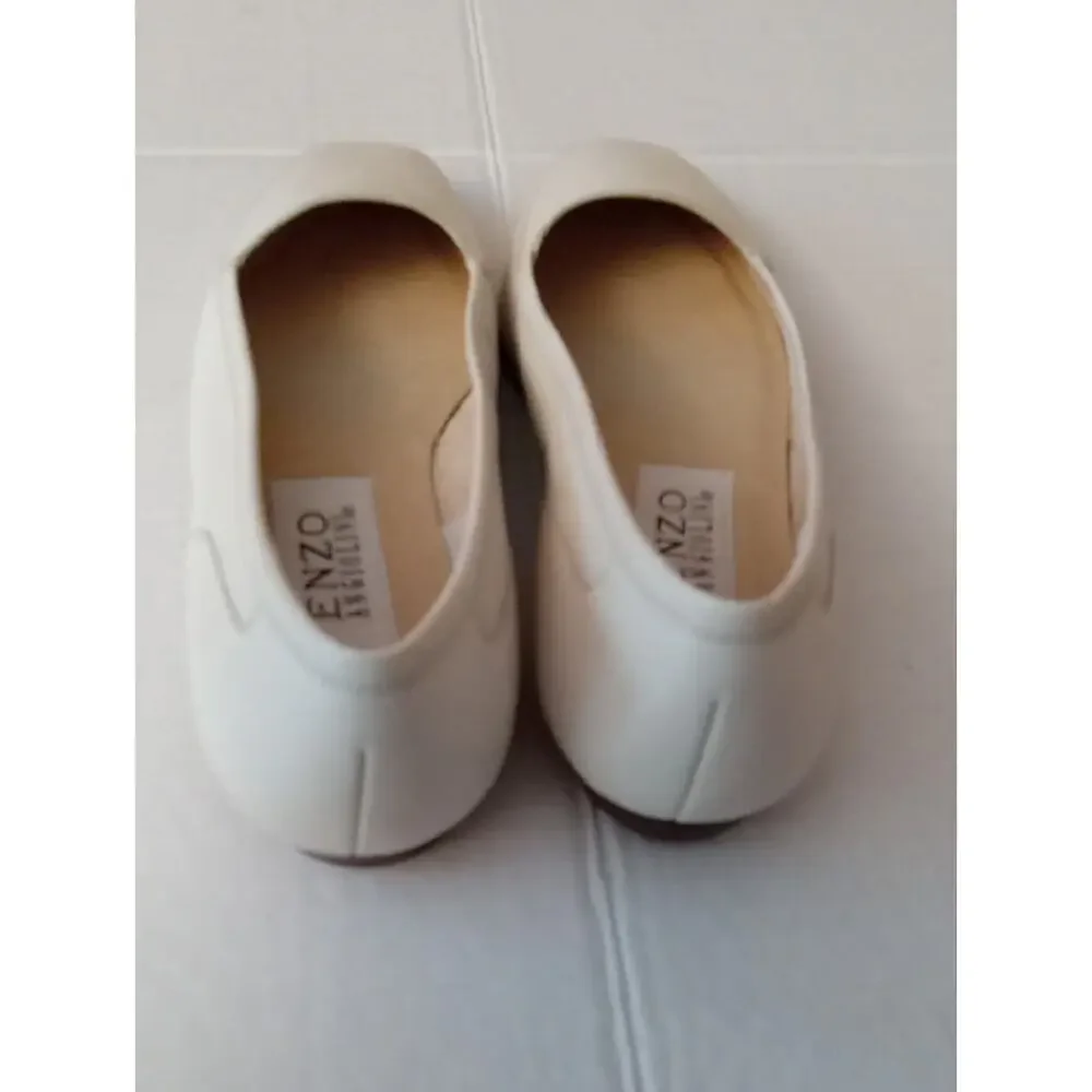 NWOT Enzo Angiolini Women's Size 6.5M Cream Leather Loafers. Comfy,Classy